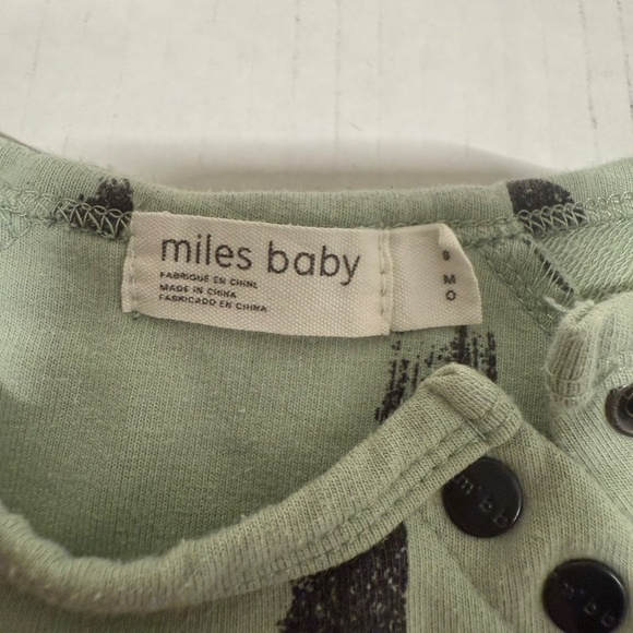 Long Sleeve Rompers (Miles Label & Petit Lam) (9m)  [💥BUNDLE 2 items] - Picture 3 of 5